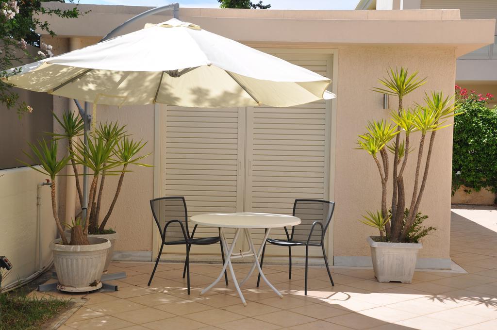 Cosy Studio With Garden / Individual Apartment Athen Exterior foto